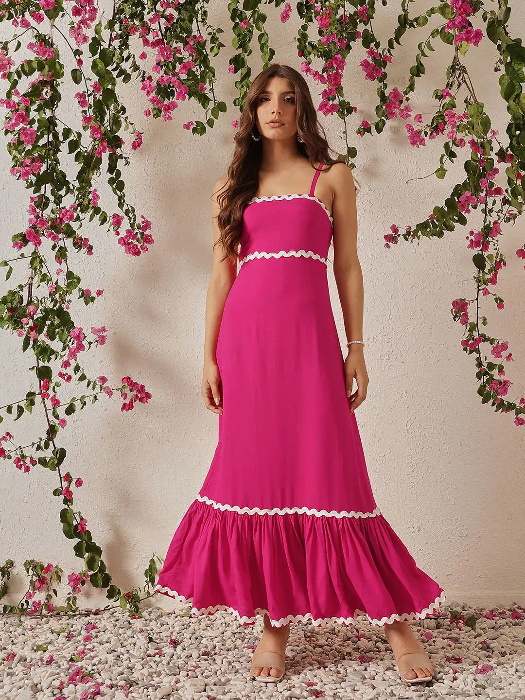 Buy CORSICA Women Solid Maxi Dress - Dresses for Women 34096082 | Myntra