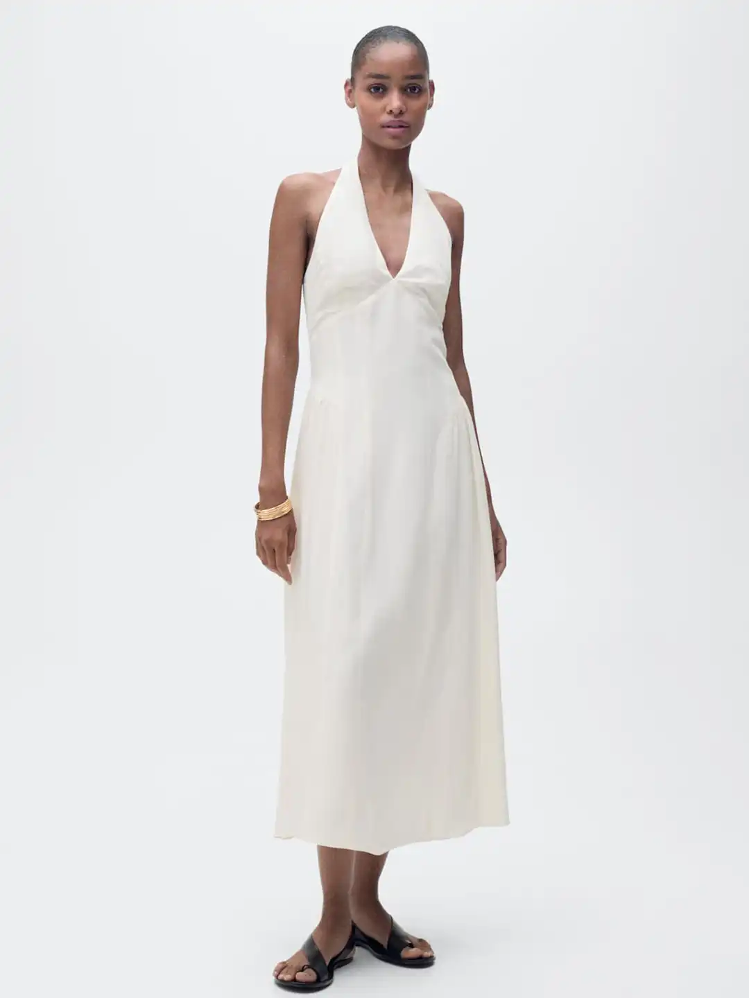 Buy MANGO Halter Neck Pleated Detail Sleeveless A-Line Midi Dress - Dresses  for Women 33827468 | Myntra