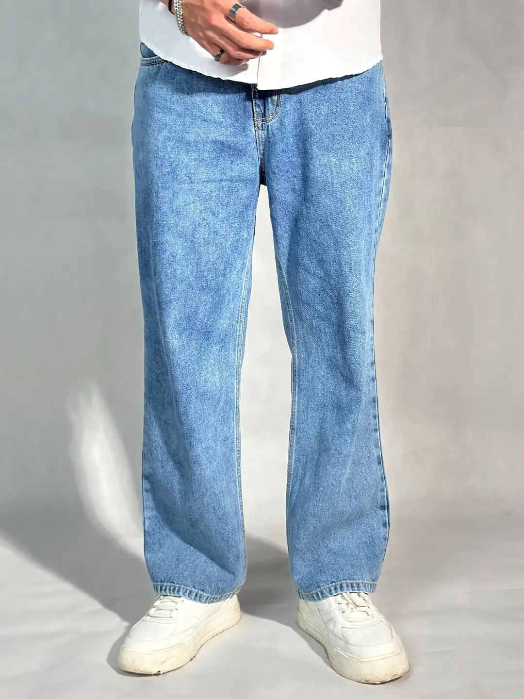 Buy Off Duty India Men Classic Loose Straight Fit Jeans - Blue - Jeans for  Men 34527511 | Myntra