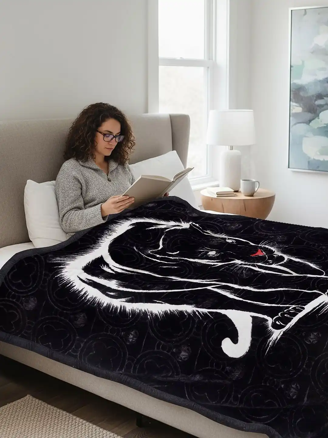 Buy Arrabi Black & White Panther Printed 1300 GSM Woollen Heavy Buy Arrabi Black & White Panther Printed 1300 GSM Woollen Heavy