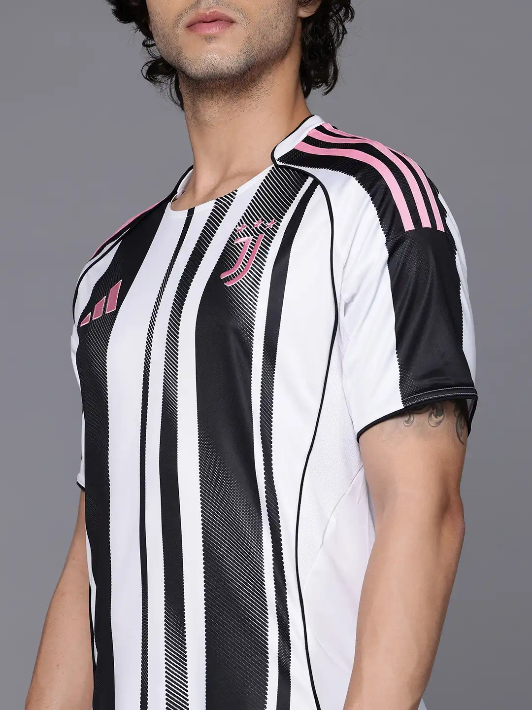 Buy ADIDAS Striped Print Aeroready Slim Fit Juventus Football