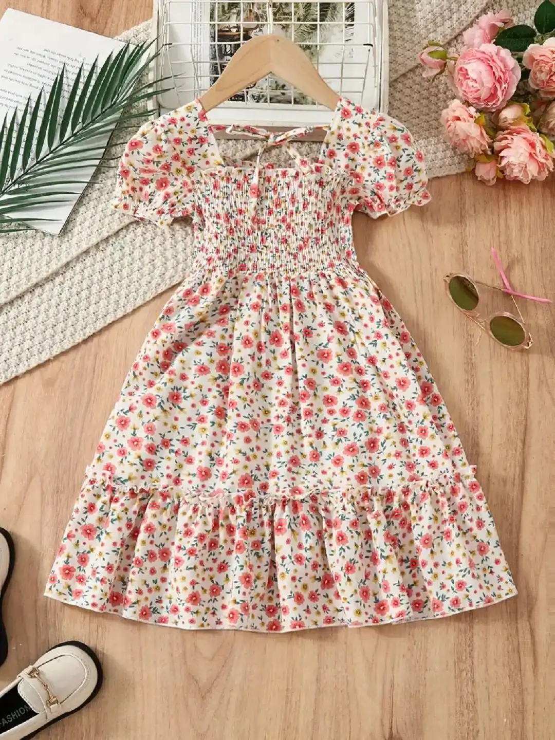 baesd floral print smocked fit & flare dress reviews Express Women's Floral Poplin Sweetheart Drop Waist Smocked Back Maxi Dress With Pockets Large