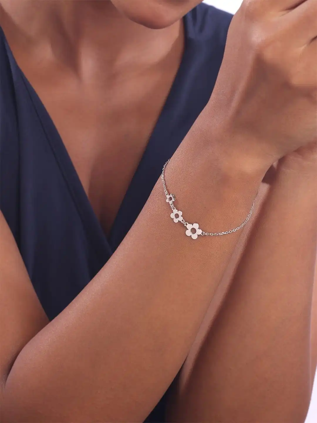 Buy Mia by Tanishq 93 KT Silver Bubbly Bloom Wraparound Bracelet