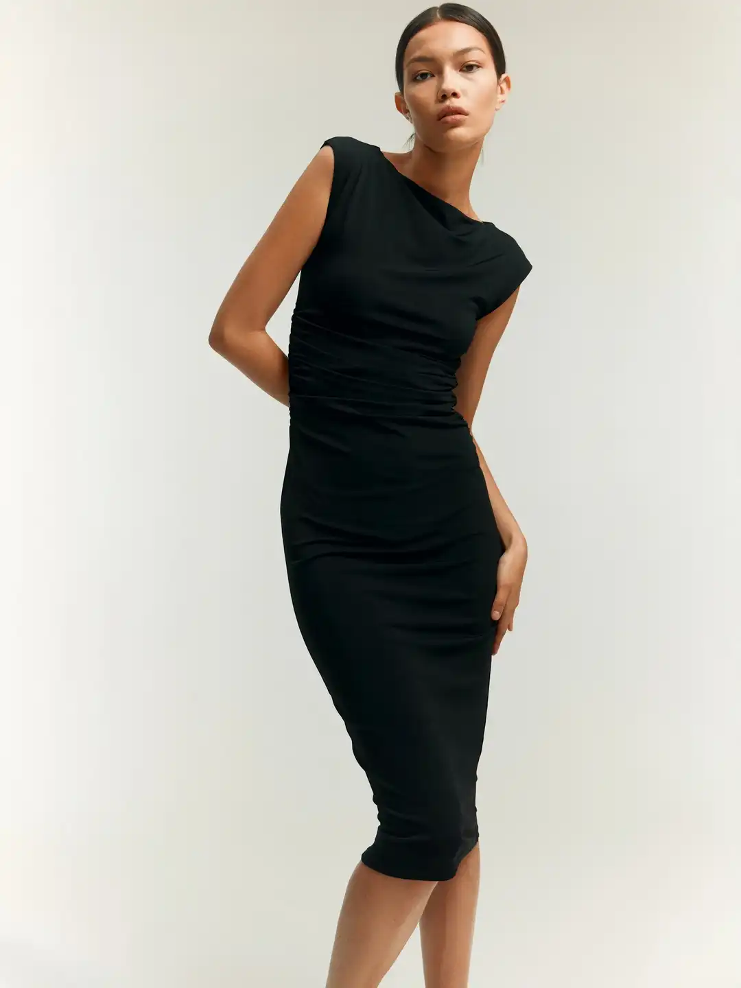 Buy H&M Women Round Neck Bodycon Dress - Dresses for Women 30145224 | Myntra