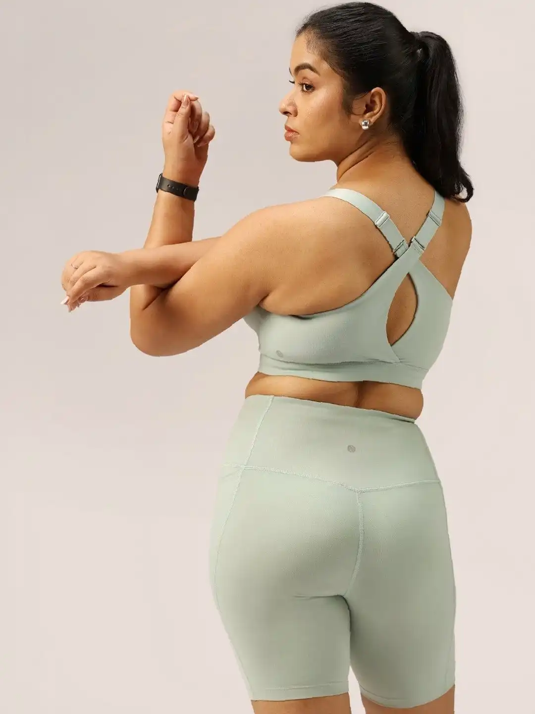 Buy Blissclub Zip-Up Sports Bra - Bra for Women 40250079 | Myntra