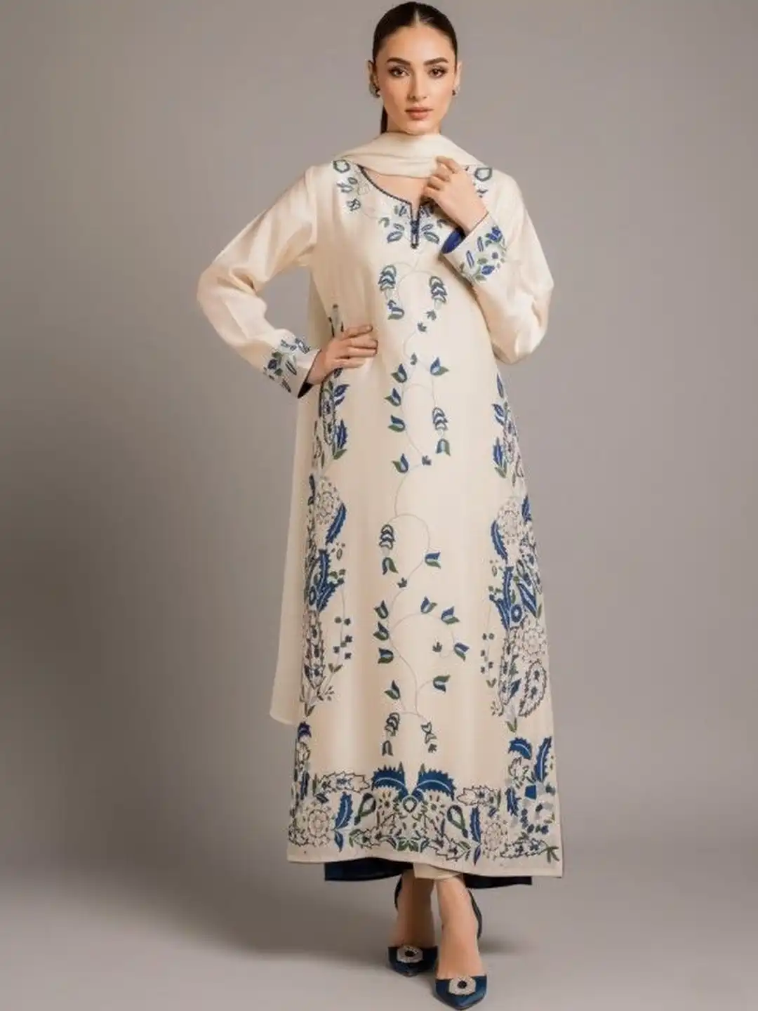 Buy D.A.Kurtis. Women Floral Printed Regular Kurta with Trousers