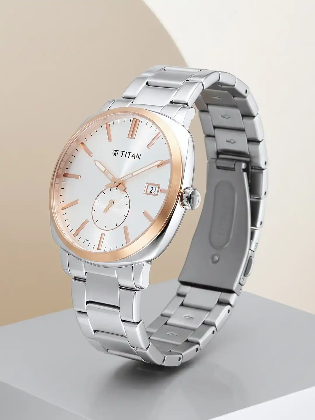 sato9809です。② Buy Titan Classique Suave 2.0 Analog with Silver Dial Watch for