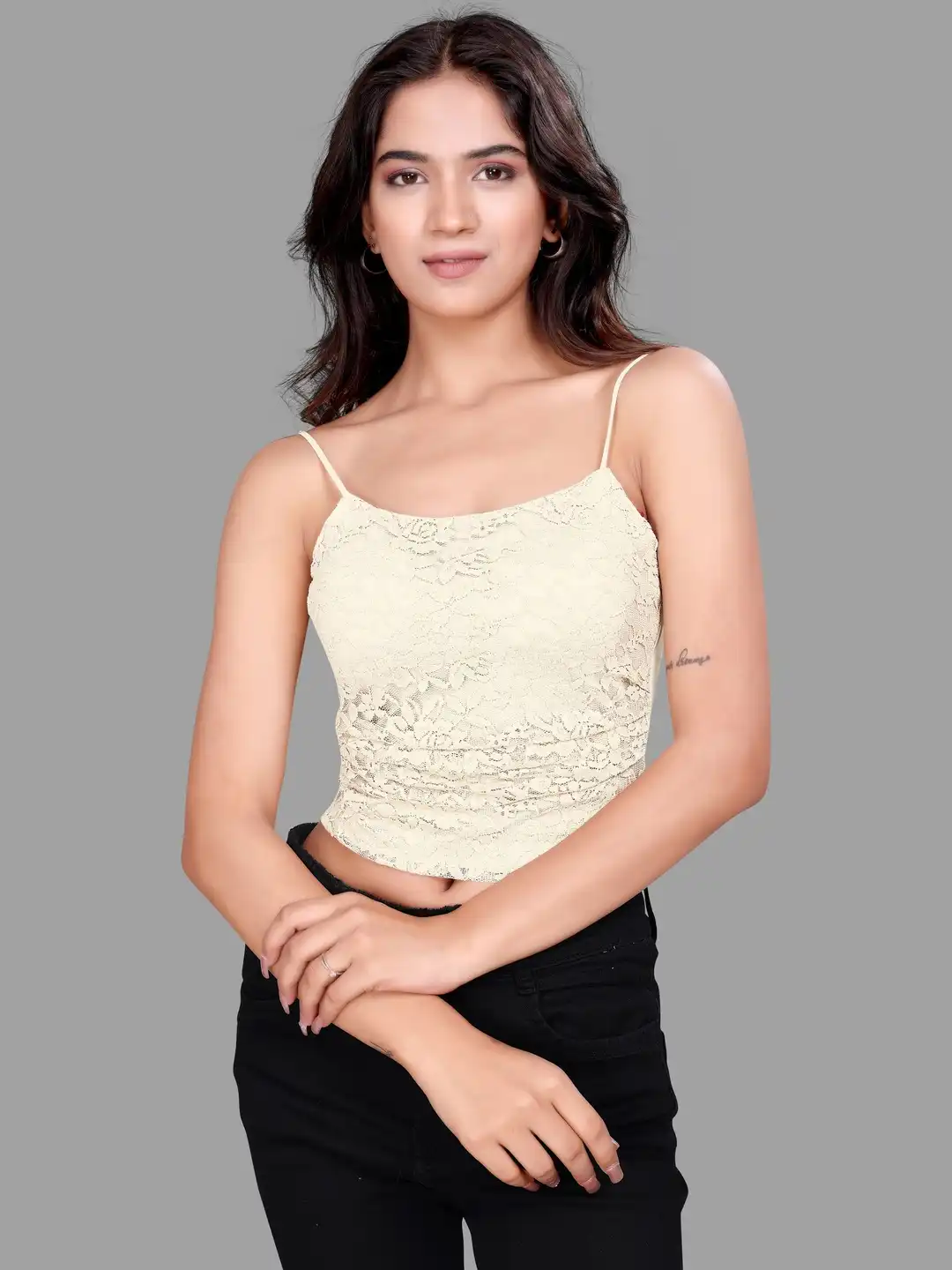 Acka flower lace cami topss Acka flower lace cami tops