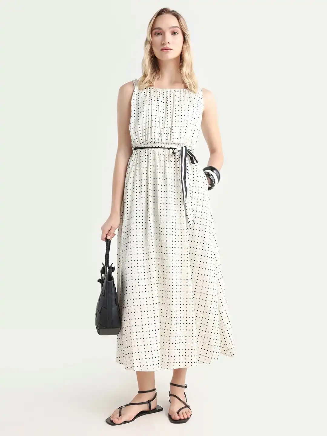 Buy RAREISM Women Beige Regular Fit Boat Neck Dress - Dresses for Women  22642020 | Myntra