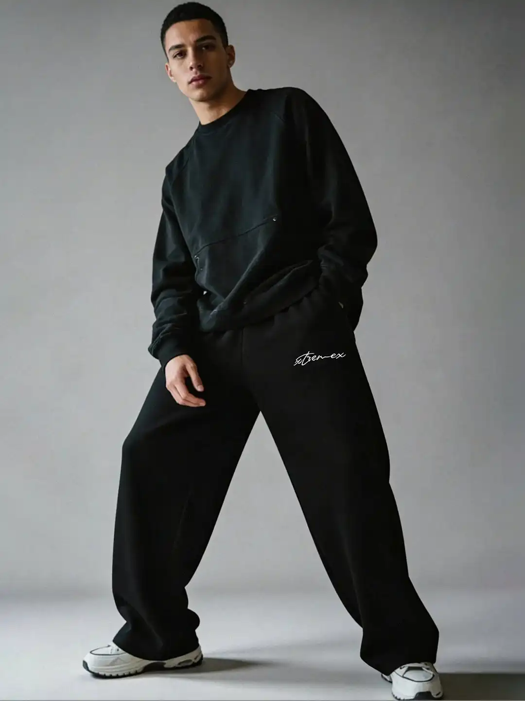 Buy XTREMEX Men Baggy Everyday Black Solid Track Pants - Track