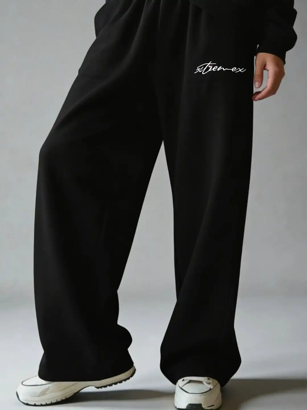 Buy XTREMEX Men Baggy Everyday Black Solid Track Pants - Track