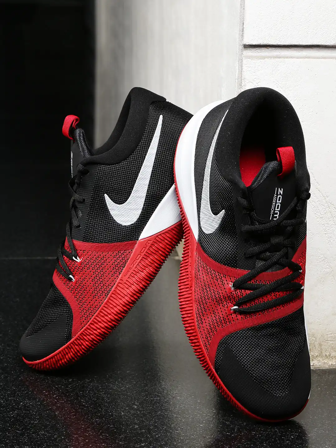 nike zoom assersion men's basketball shoe