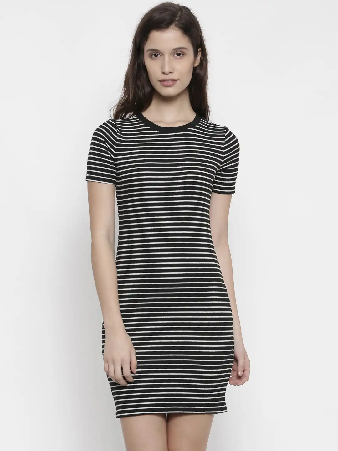 Buy FOREVER 21 Women Black & White Striped Bodycon Dress - Dresses for Women 2206192 | Myntra Buy FOREVER 21 Women Black & White Striped Bodycon Dress - Dresses for Women 2206192 | Myntra