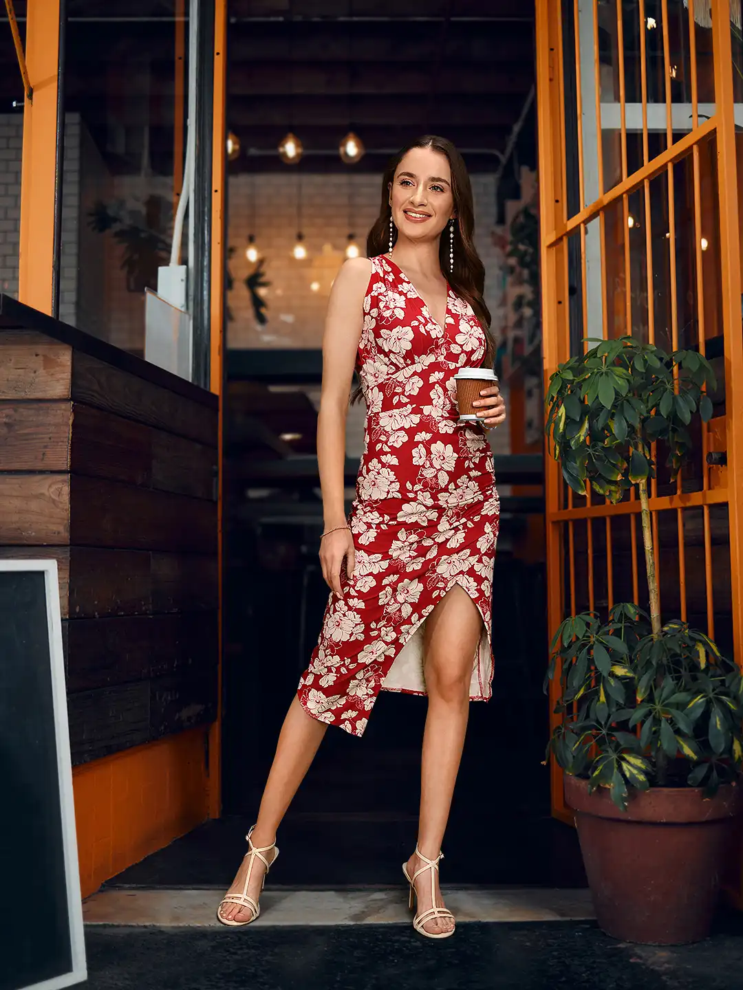 Buy FOREVER 21 Floral Print Bodycon Midi Dress With A High Slit - Dresses  for Women 23170260 | Myntra