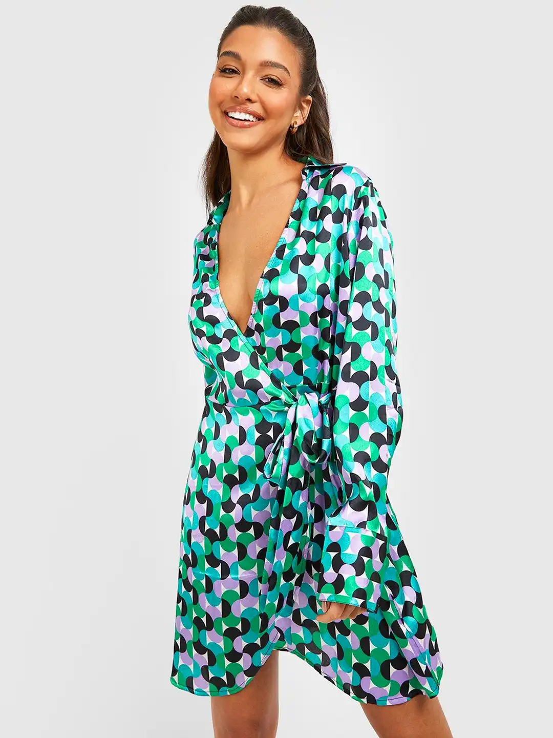 Buy Boohoo Geometric Print Wrap Mini Dress - Dresses for Women 23542098 | Myntra Buy Boohoo Geometric Print Wrap Mini Dress - Dresses for Women 23542098 | Myntra