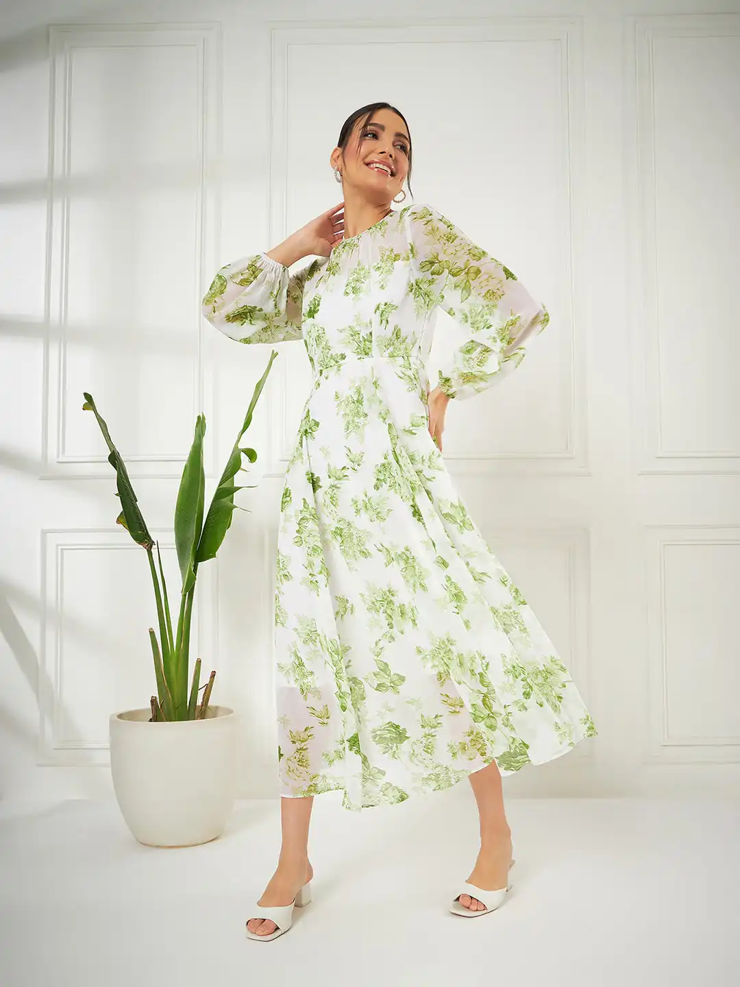 Buy Kibo Green Floral Print Flared Sleeve Georgette A-Line Midi Dress -  Dresses for Women 24443048 | Myntra