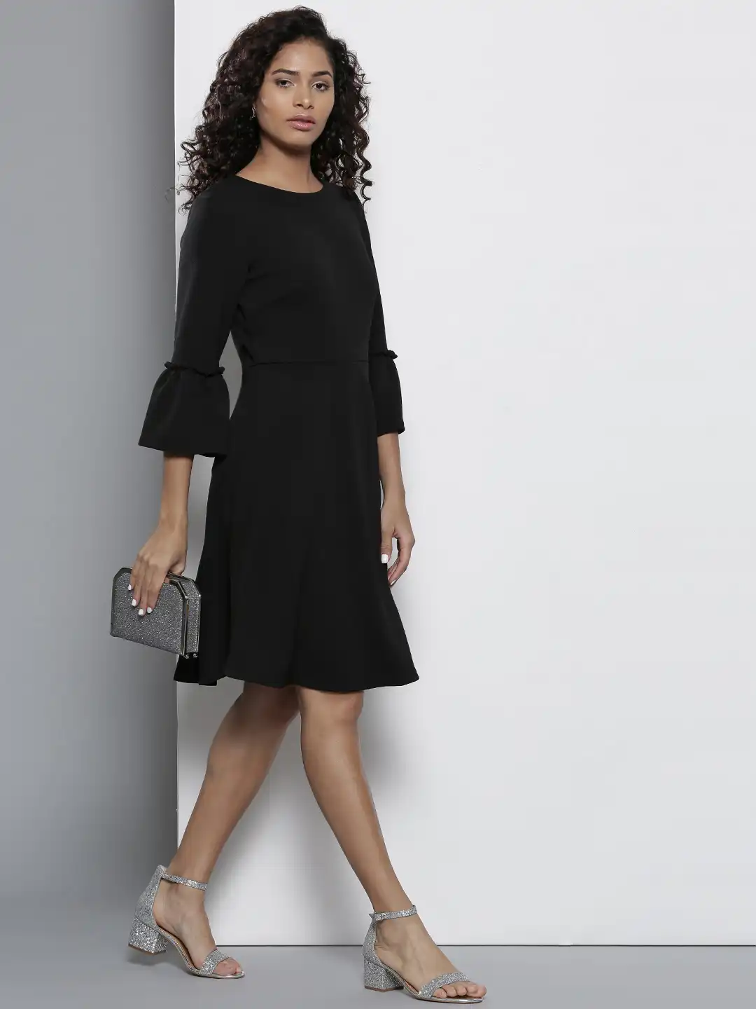 Buy DOROTHY PERKINS Women Black Solid Fit & Flare Dress - Dresses for Women  2448049 | Myntra