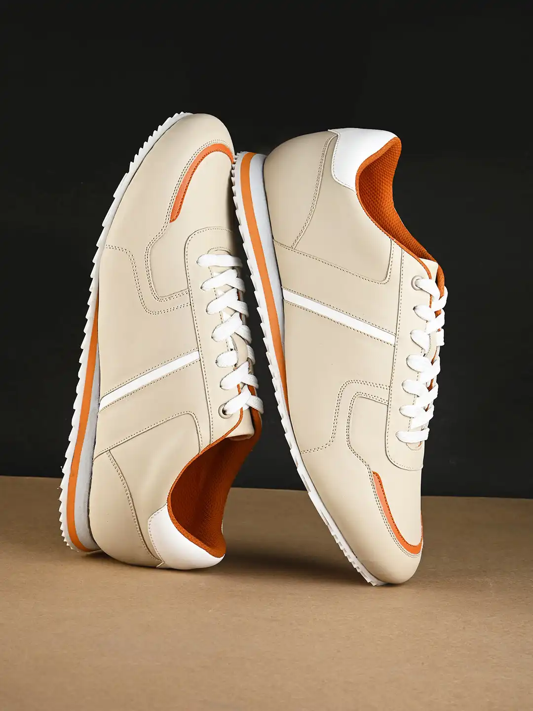 chie Buy HRX by Hrithik Roshan Men Beige Colourblocked Lace Up Mesh