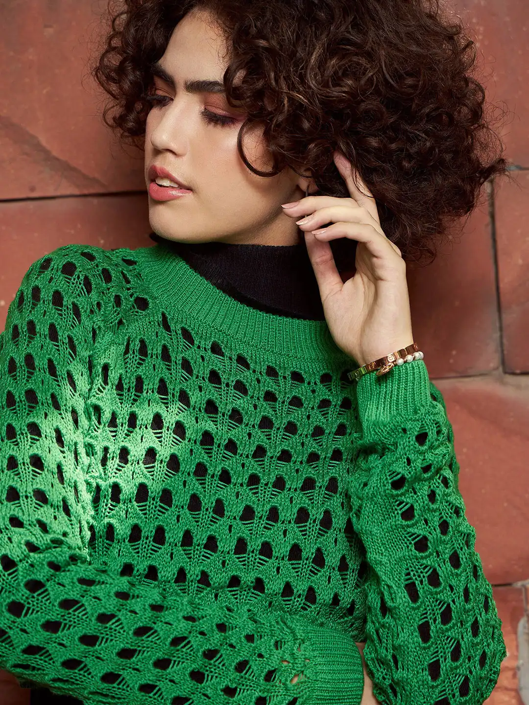 Buy SASSAFRAS Green Open Knit Self Design Crop Acrylic Crochet