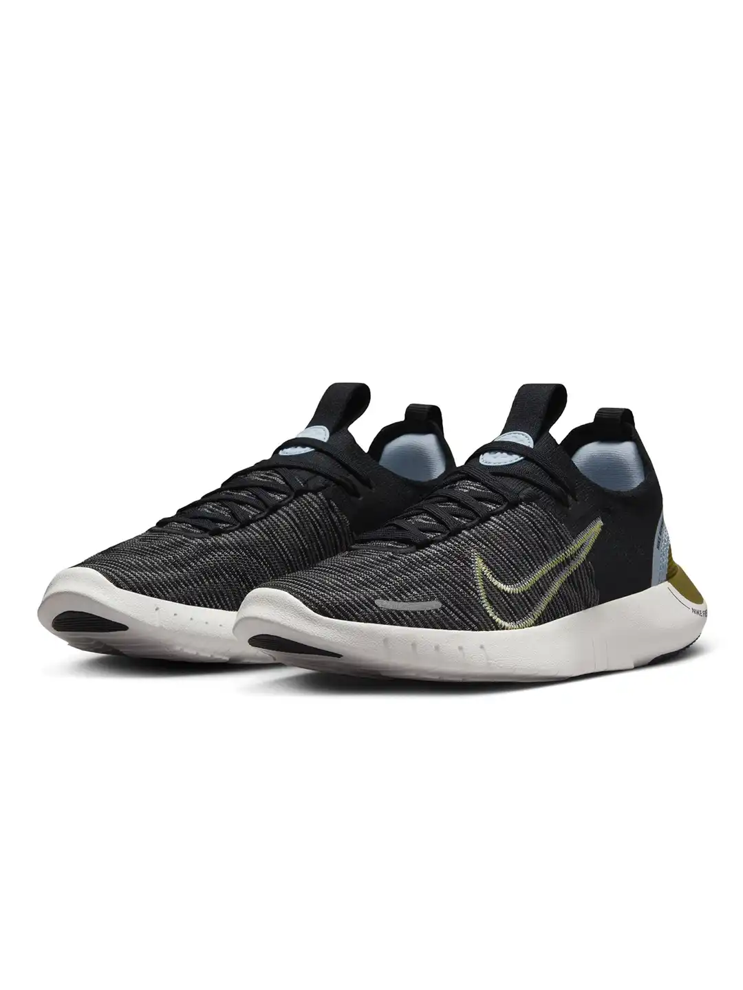 womens nike free rn 2018 black and white