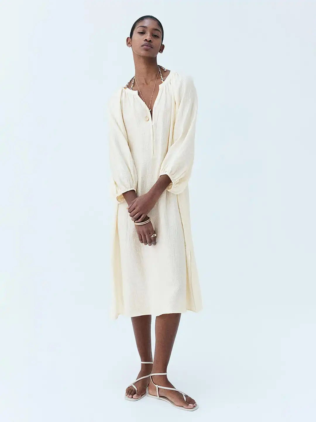 Buy H&M Crinkled Balloon-Sleeved Dress - Dresses for Women 26228752 | Myntra
