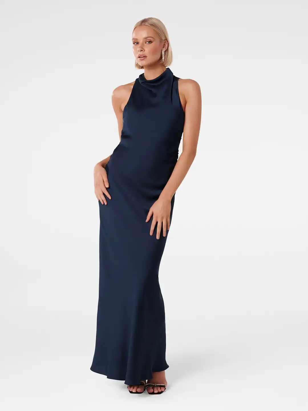 forever new halter neck dress Forever New Petite RICKI HALTER HOOK AND EYE MINI - Cocktail dress / Party dress - black