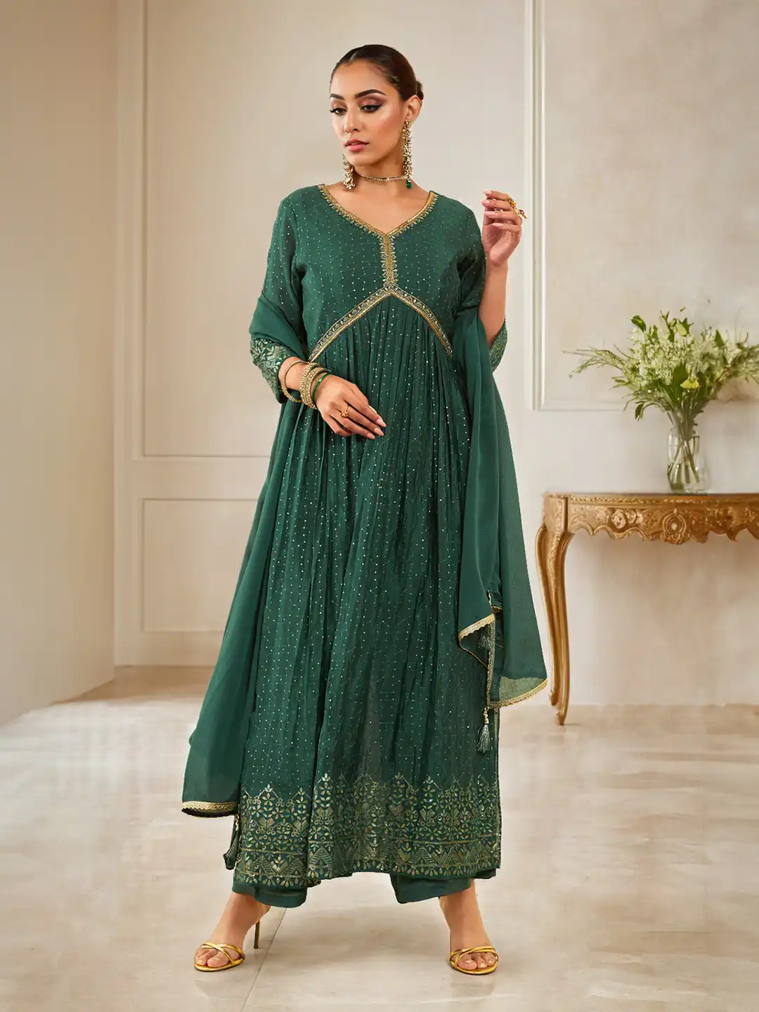 Buy Soch Alia Cut Geometric Embroidered Empire Sequinned Kurta with Palazzos & Dupatta - Kurta Sets for Women 27449408