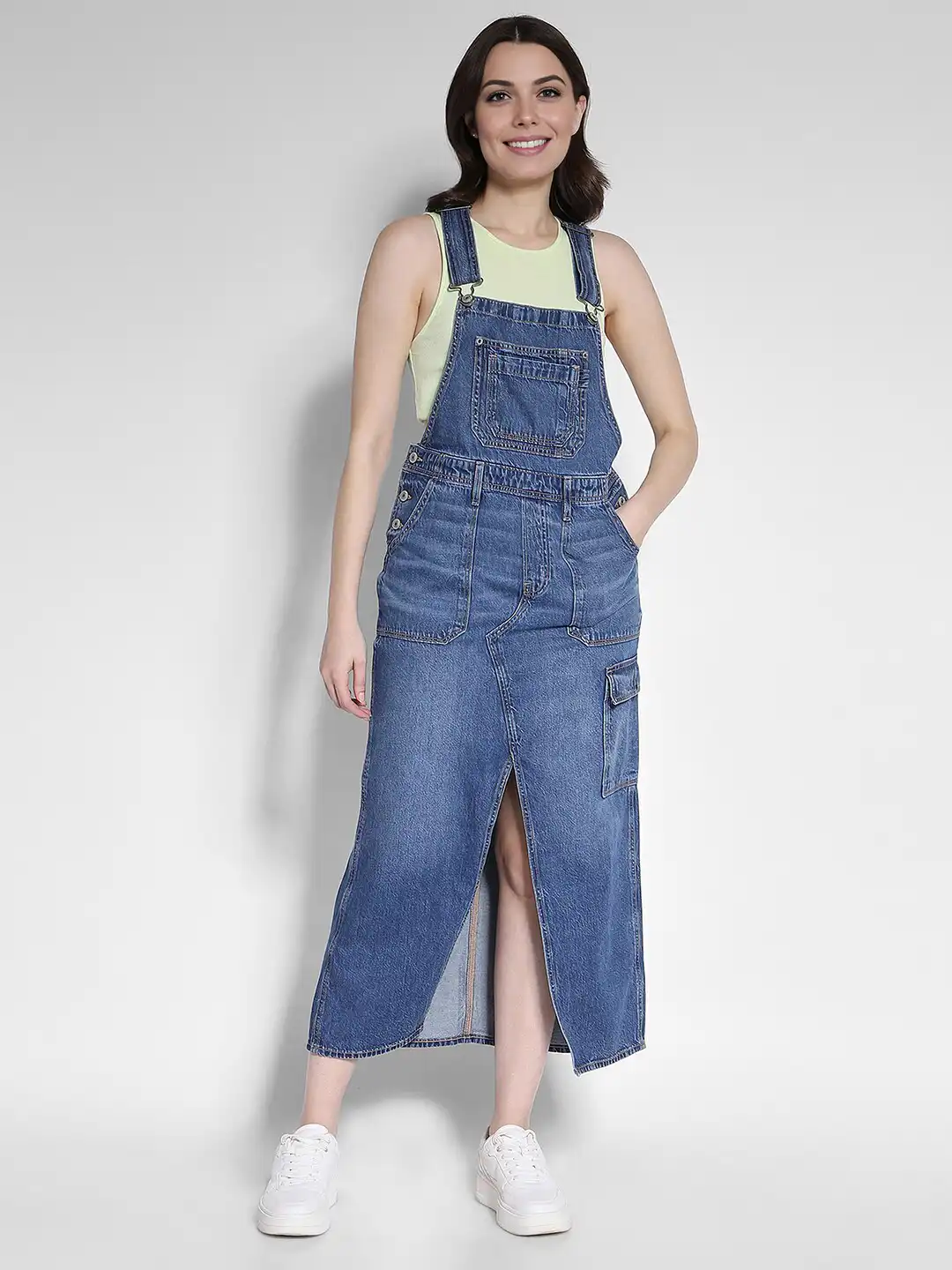 Buy AMERICAN EAGLE OUTFITTERS Denim Pinafore Midi Dress - Dresses for Women  28264274 | Myntra