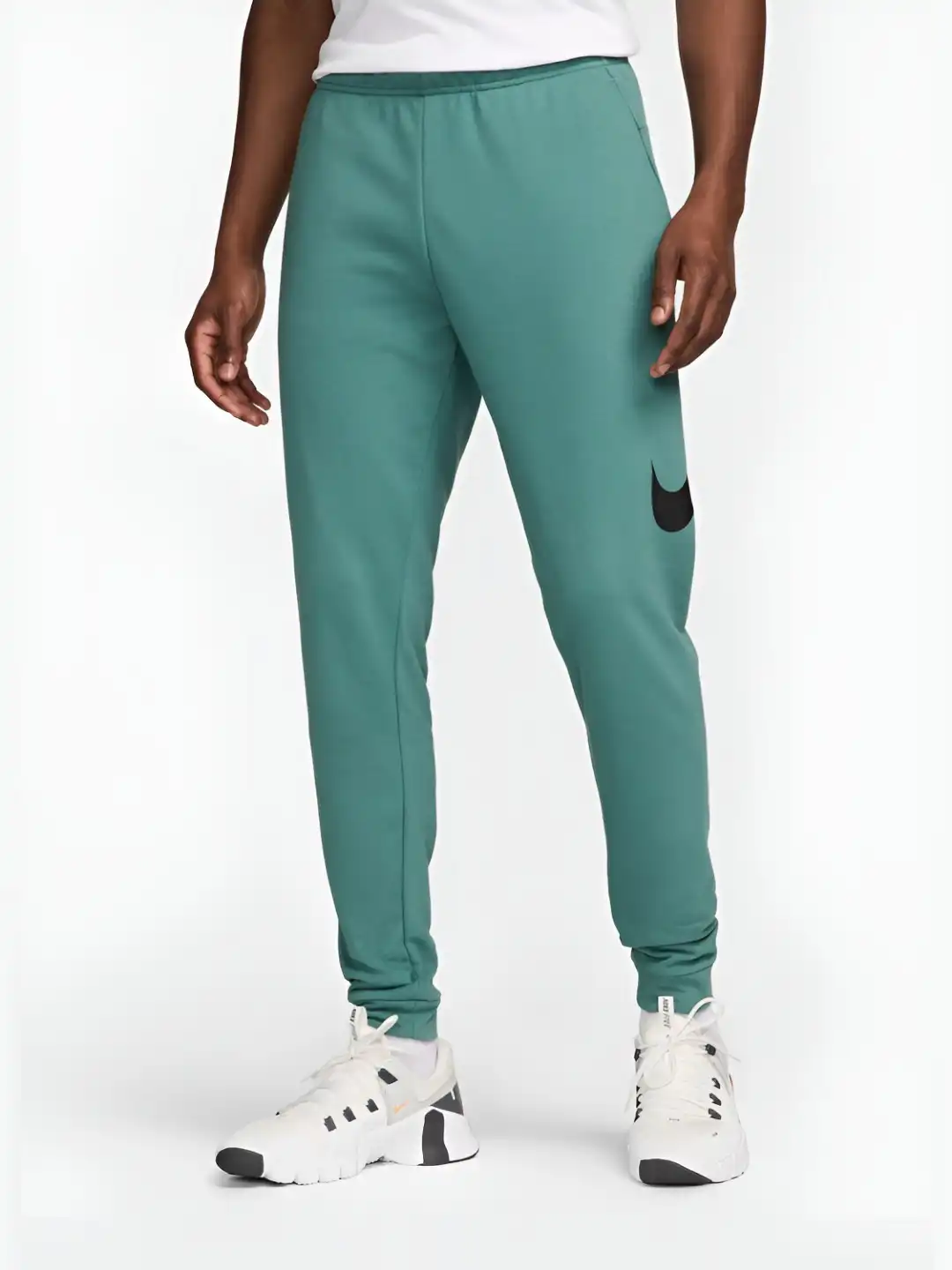 men's tapered training trousers