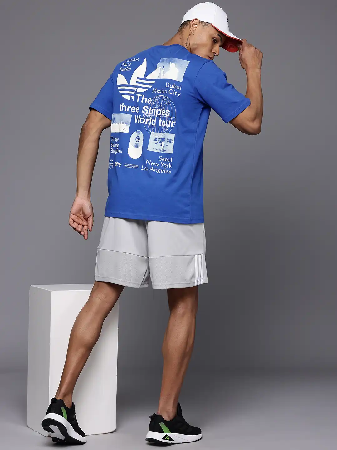Buy ADIDAS Originals Graphic Printed T-shirt Tshirts for Men