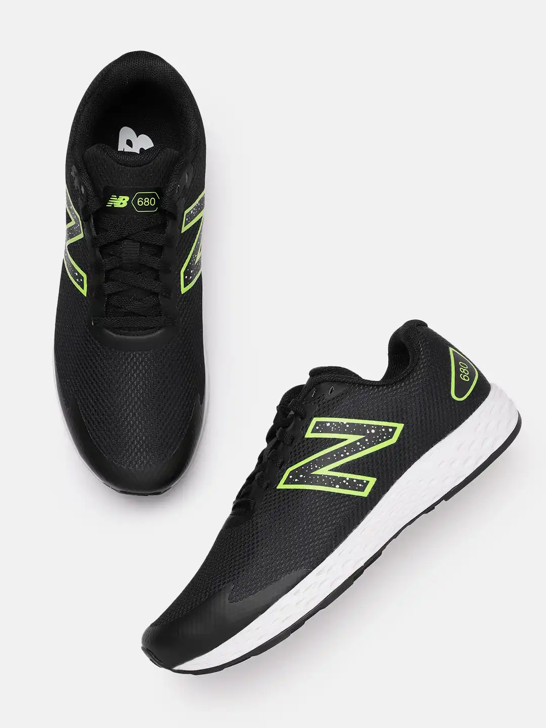New Balance U906027㎝ Buy New Balance Men M680XA7-D-7 Running Shoes - Sports Shoes for