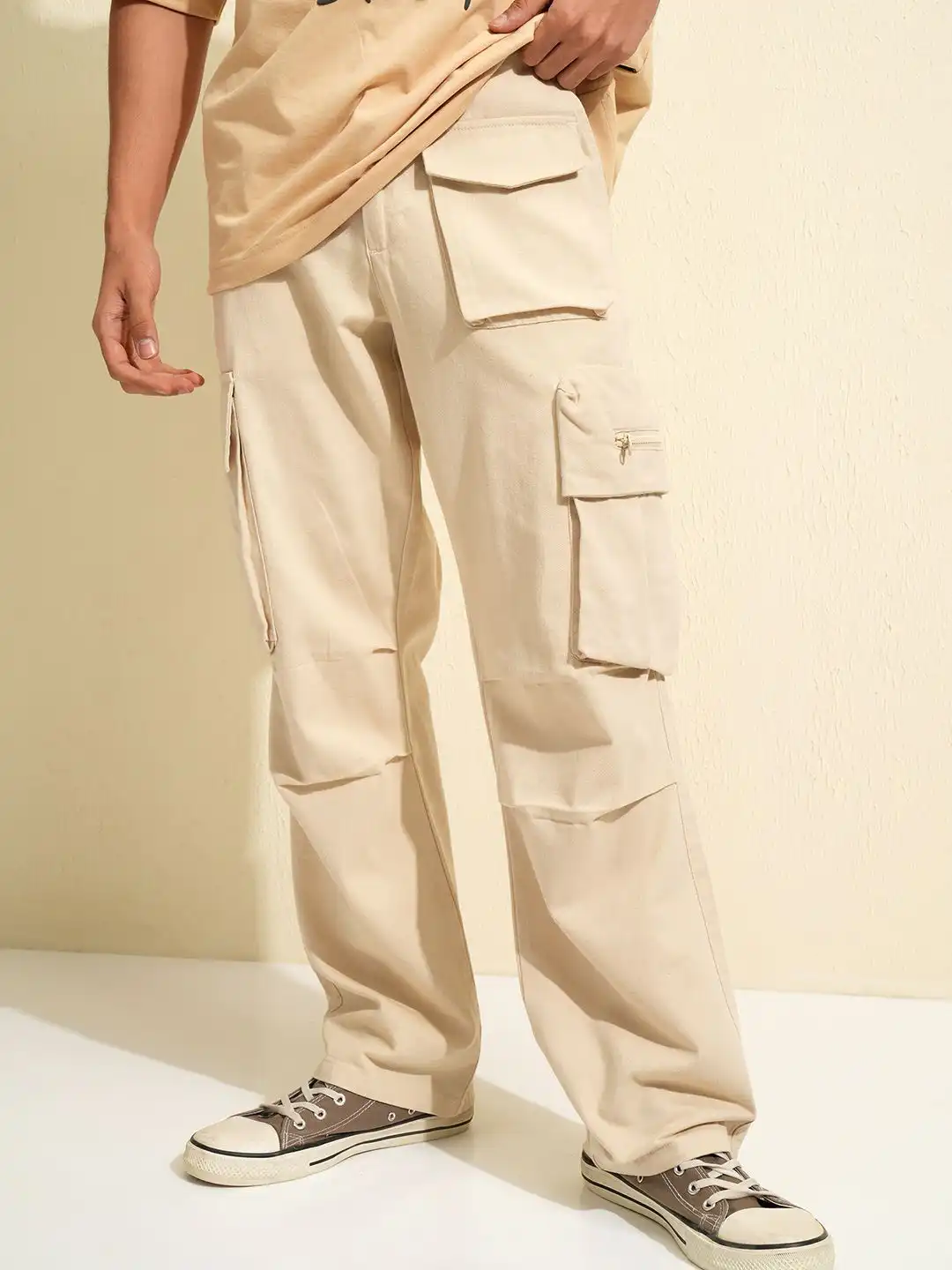 Buy HIGHLANDER Men Solid Elasticated Carpenter Fit Cargo Pant