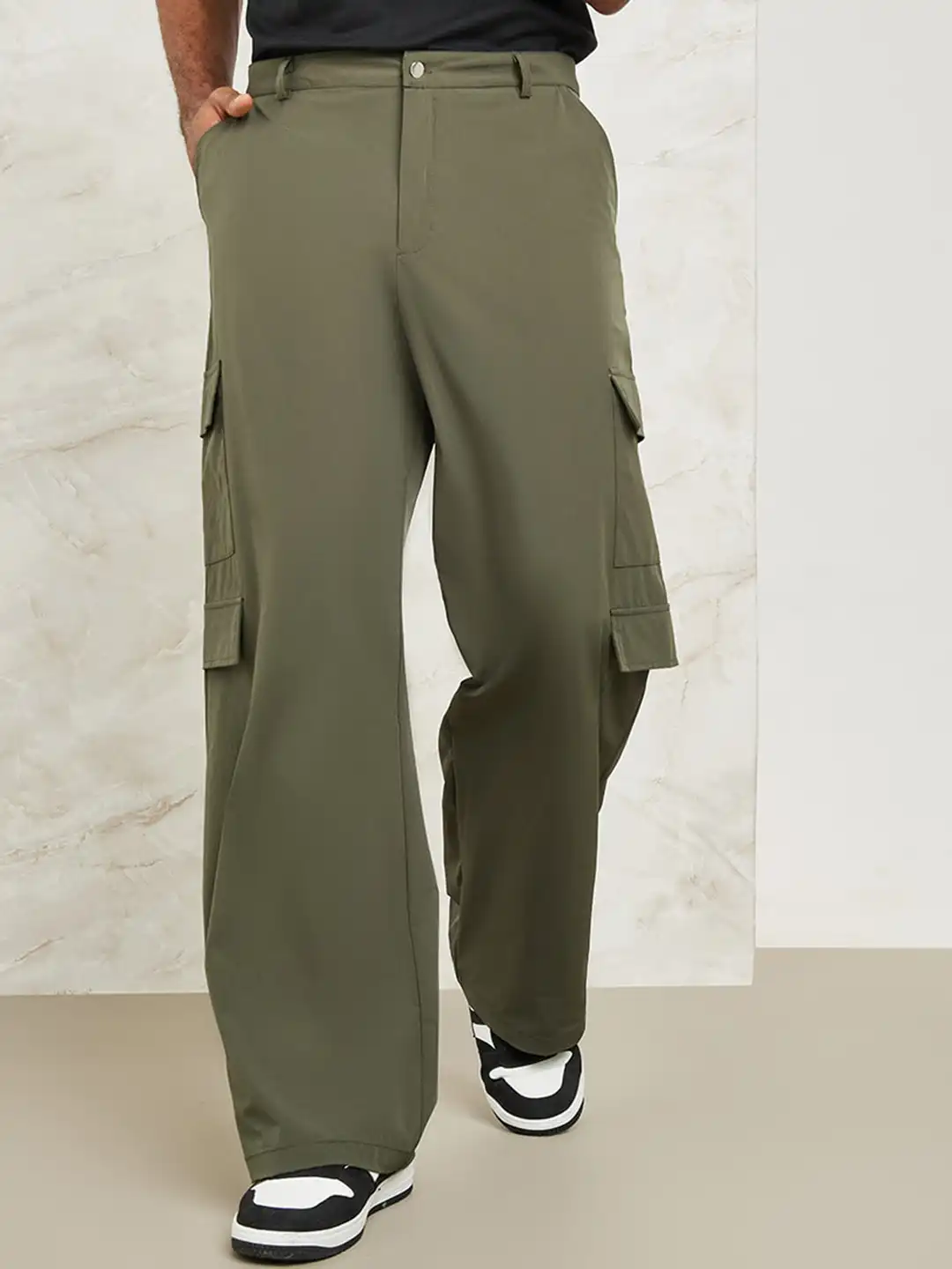 Buy Styli Relaxed Fit Nylon Cargo Pants - Trousers for Men