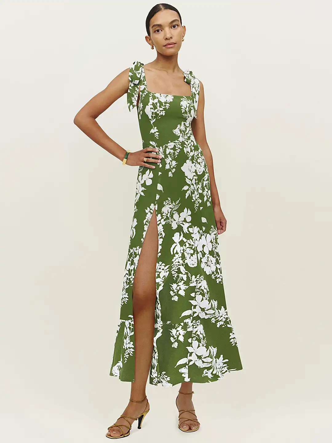 lulu green floral dress LuLu BeBe Girls Green Holiday Floral Smocked Dress main image 0