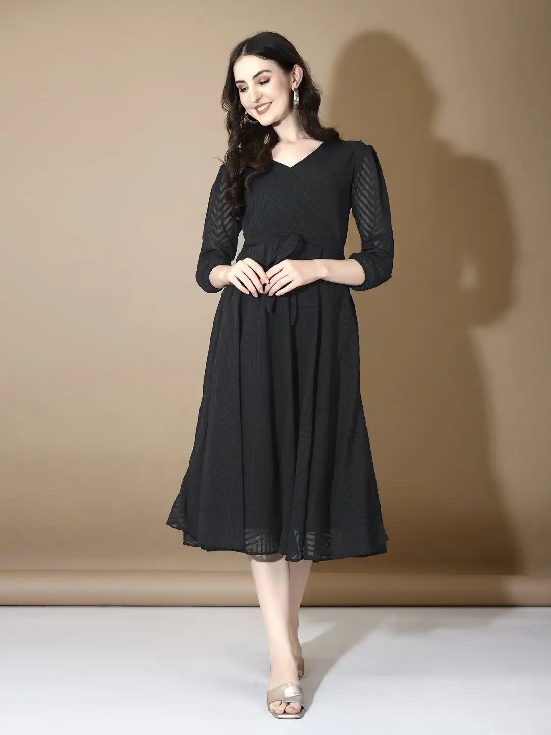 Buy YOYO Fashion Printed V-Neck Georgette A-Line Midi Dress - Dresses for  Women 30301149 | Myntra