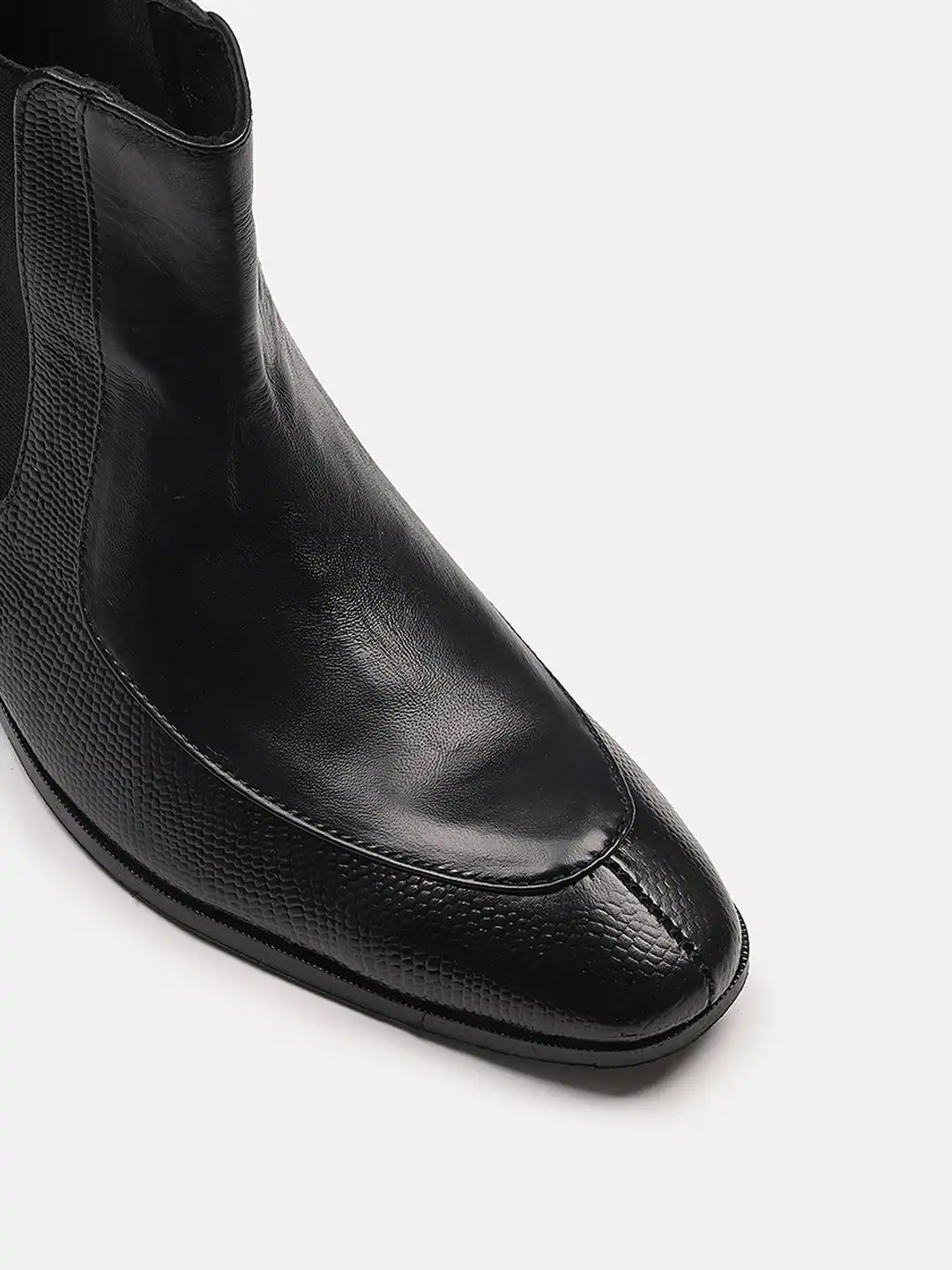 イタリアンモダンプ-クレソフア Buy ITALIAN ELEGANZA Men Textured Leather Chelsea Boots - Boots