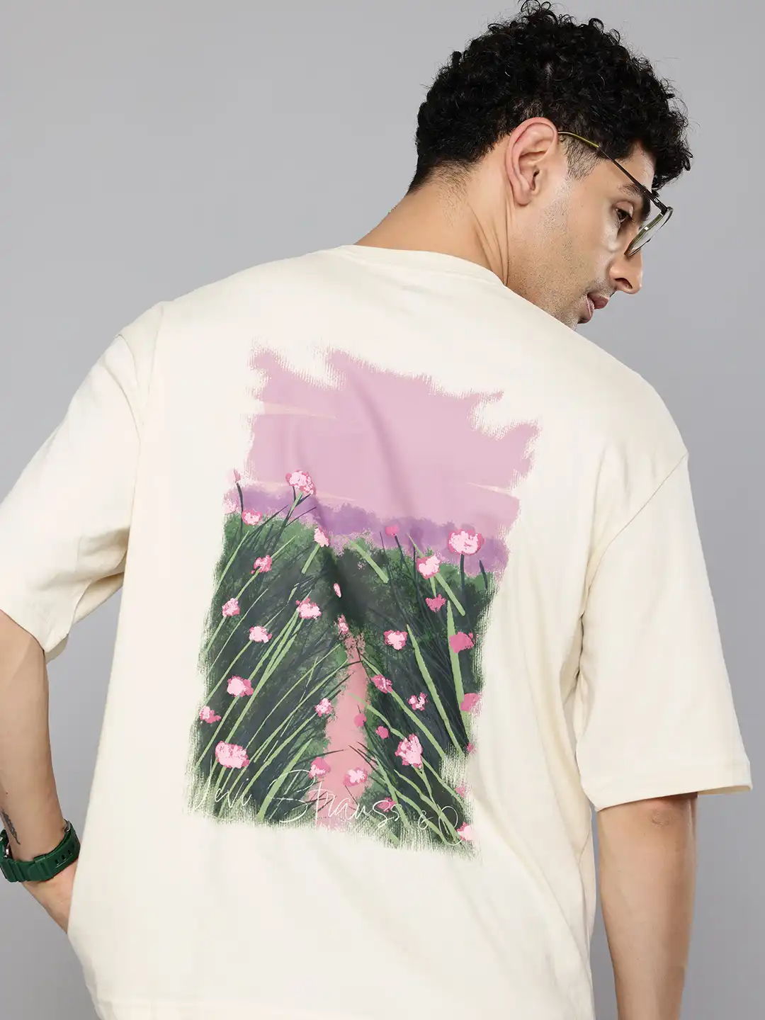Buy Levis Pure Cotton Graphic Printed Drop-Shoulder Sleeves