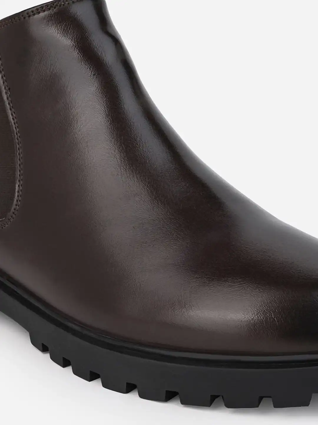 Buy Styli Men Mid Top Faux Leather Chelsea Boots - Boots for Men