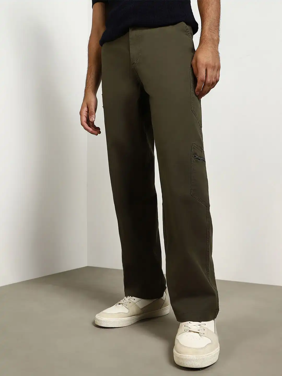 Buy NOBERO Men Straight Fit Zipper Woven Cargo Pants - Trousers