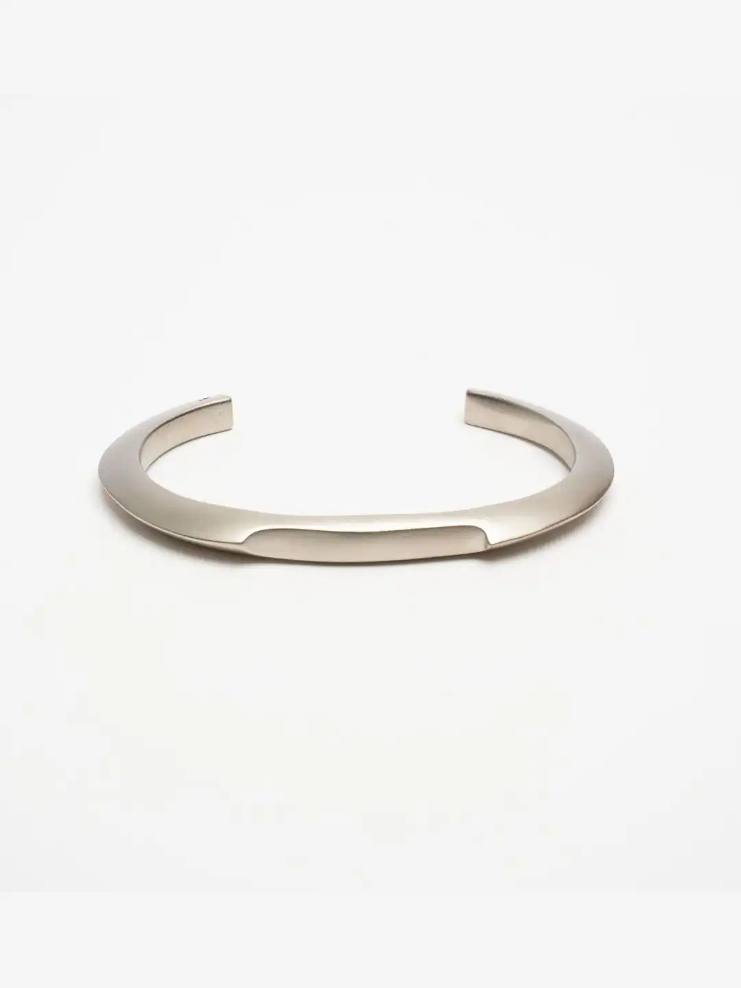Buy ZACH Men Brass Kada Bracelet - Bracelet for Men 34041533 | Myntra