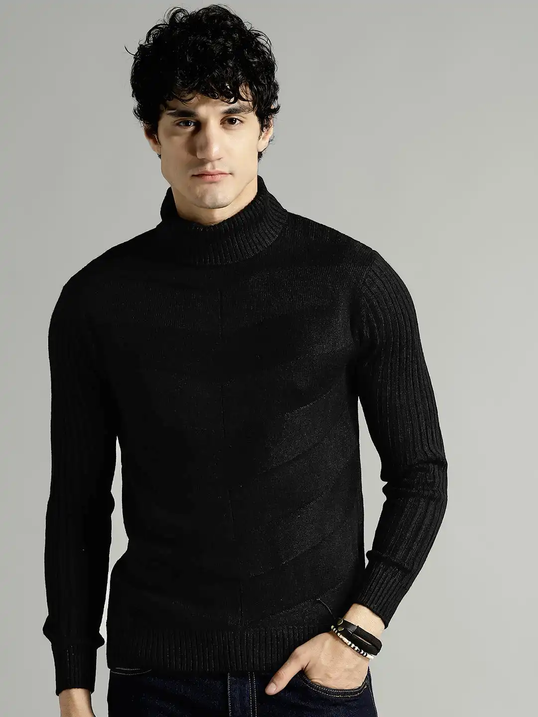 Buy Roadster Men Black Striped Pullover - Sweaters for Men 5415592