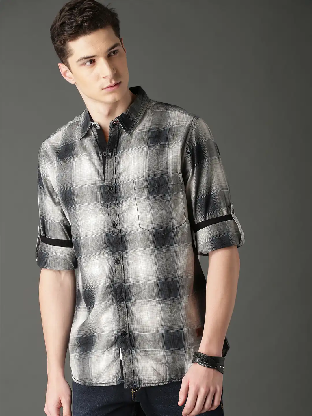 Buy Roadster Men Grey & Blue Regular Fit Monotone Shadow Check