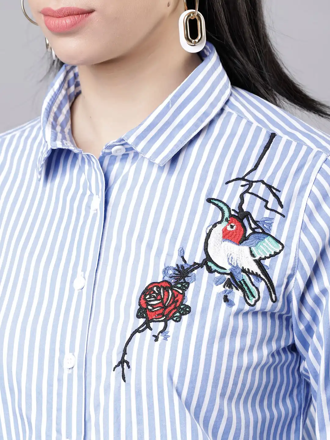 たくとページ Buy Tokyo Talkies Women Blue & White Regular Fit Printed Casual