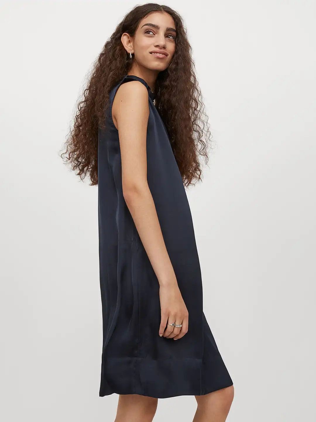 h&m blue satin dress Silk blue and RSVP-ready @hm has all of the soft glam for wedding season : @trulyterah