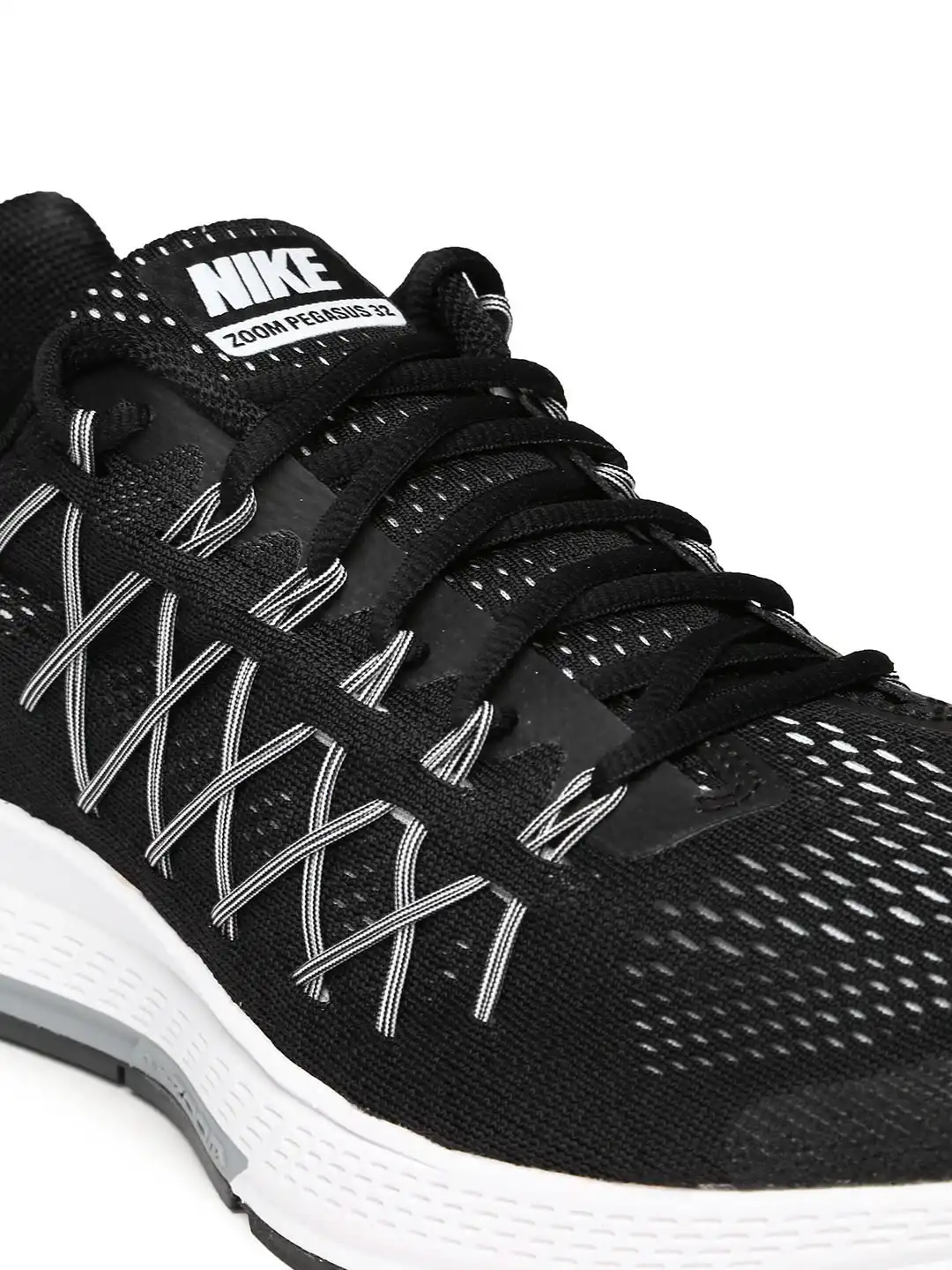 Buy Nike Men Black Air Zoom Pegasus 32 Running Shoes - Sports
