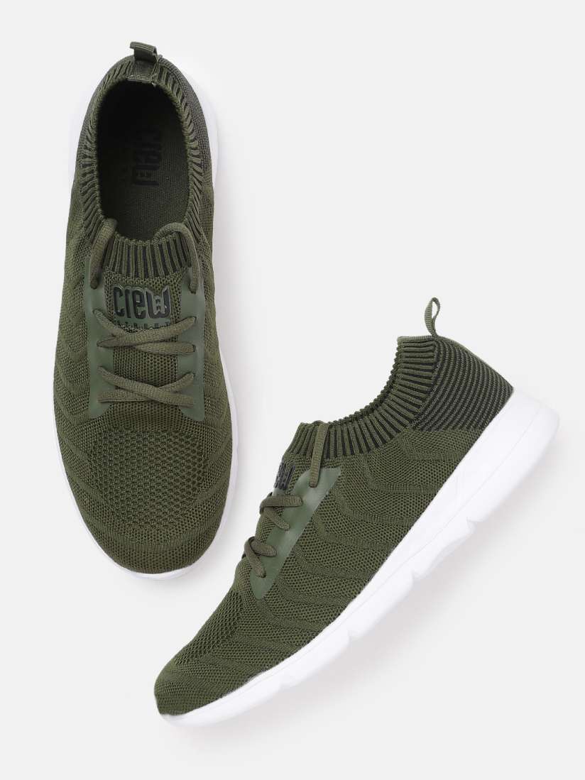 Crew shoes myntra hotsell