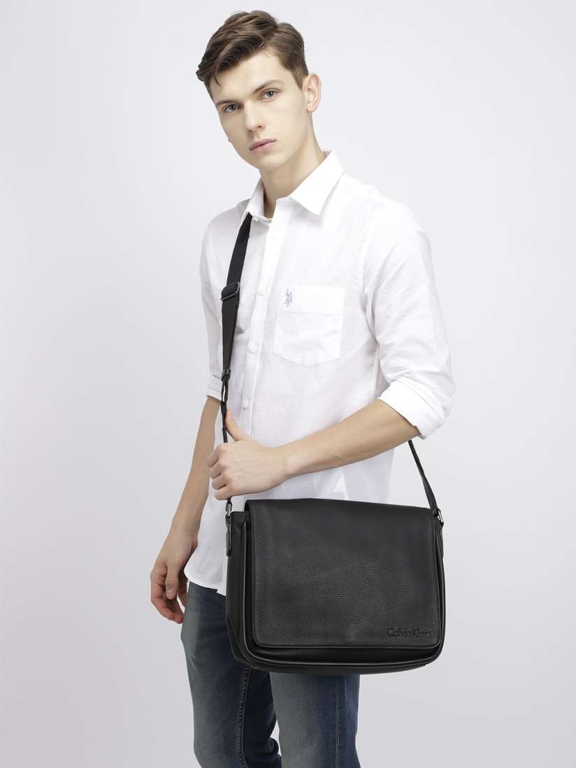 Buy Calvin Klein Jeans Men Black Solid Messenger Bag Messenger Bag for Men 10143651 Myntra