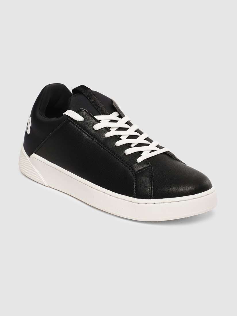 Levis shoes myntra deals