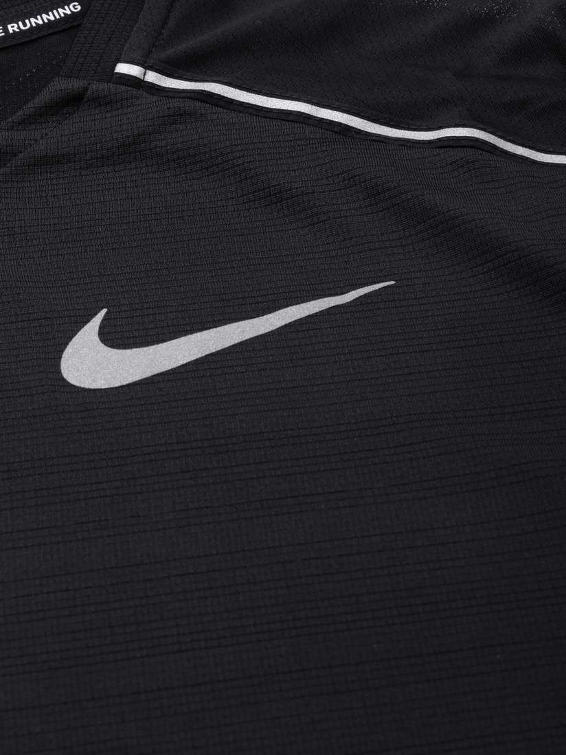 Camisetas Dri Fit Nike Nike Men Black Standard Fit Solid Dri-FIT