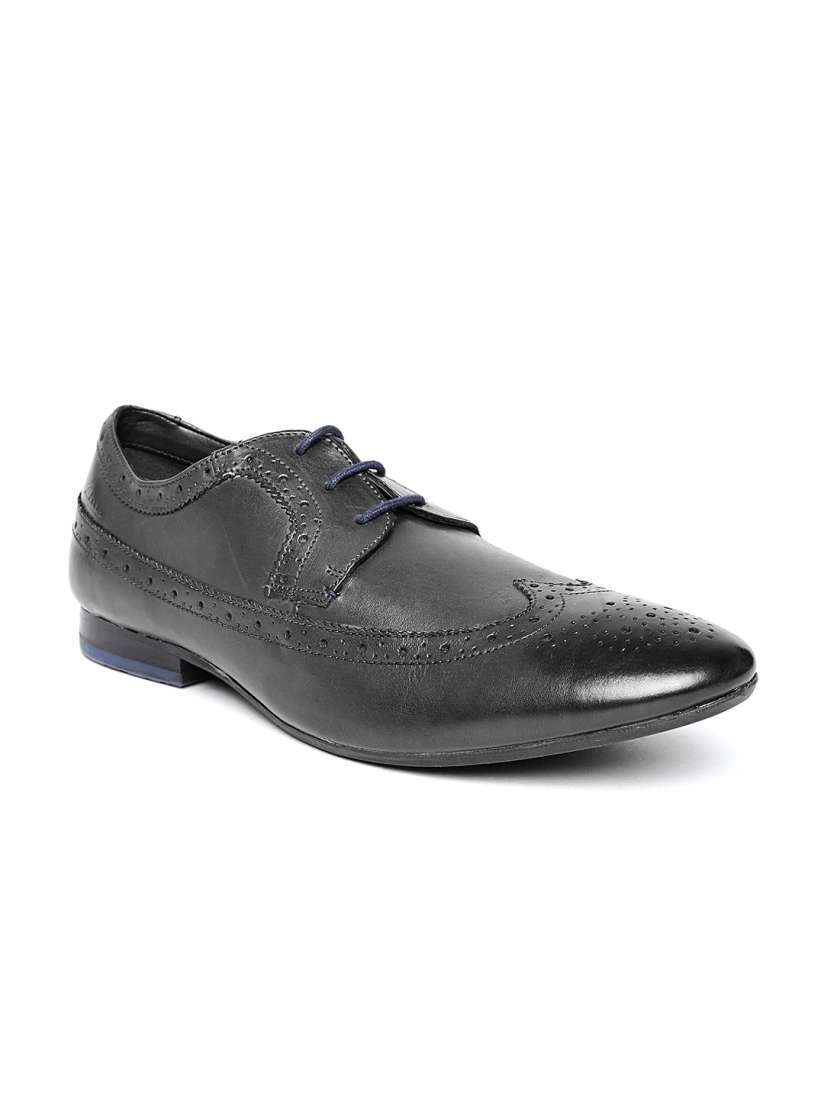 Buy Clarks Men Black Leather Formal Shoes Formal Shoes for Men 1028084 Myntra